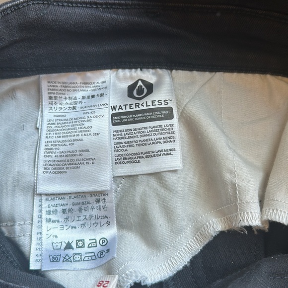 NWOT LEVIS black Denim Bib Overalls Jeans Jumpsuit 🤩 size 28 - Picture 12 of 14